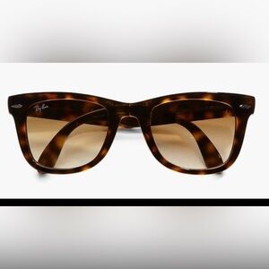 Ray-ban Folding Wayfarer Tortoise Shell Sunglasses